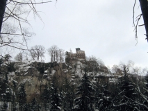winterliche_Burg_Hohnstein_vom_Halbeweg_klein