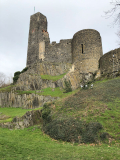 Burg_Stolpen_von_unten_klein
